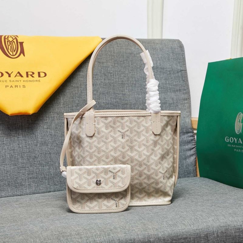 Go*ard shopping bags